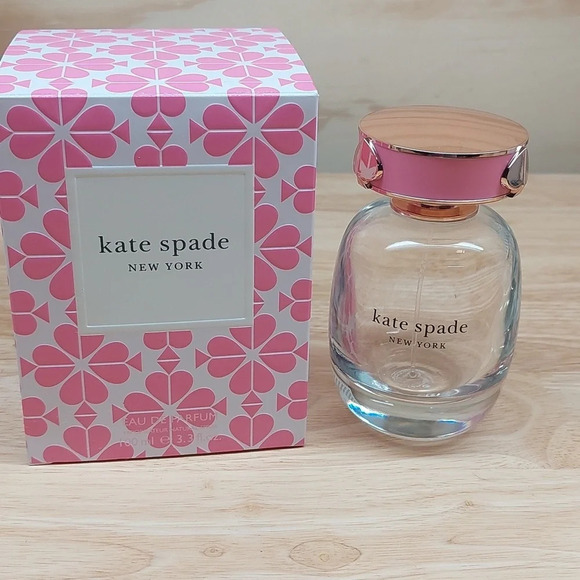 Kate Spade empty Perfume bottle 3.3 fl oz with box - Picture 1 of 5